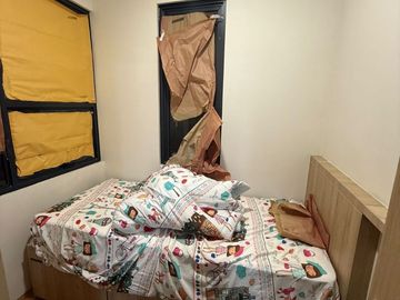 DIJUAL RUMAH CANTIK MINIMALIS SIAP HUNI POSISI HOOKDI TANAKAYU BSD (ENB266)