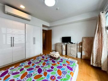 1 Bedroom Condo for Rent in Park Point Residences