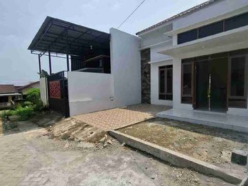RUMAH BARU LOKASI MEDAN JOHOR STRATEGIS DALAM KOMPLEK