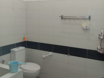 Rumah Furnished di Cluster Perumahan Deltasari Waru Sidoarjo