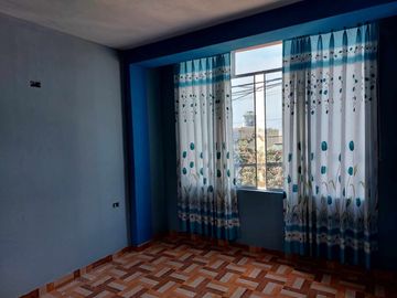 SE ALQUIILA HABITACION CON BAÑO PROPIO  EN BELLAMAR -