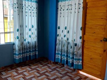 SE ALQUIILA HABITACION CON BAÑO PROPIO  EN BELLAMAR -