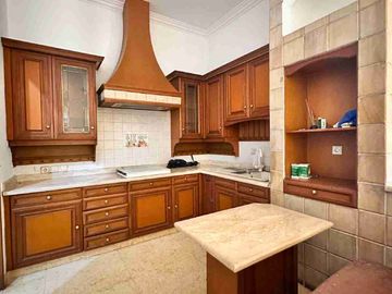 dijual (TURUN HARGA) rumah di Pondok Indah, Jaksel