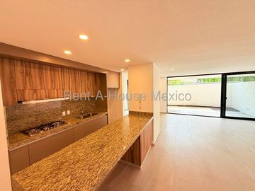 Departamento en Renta en Jurica | Planta Baja | Jardín Privado de 154 m² | 3 Recámaras / DG