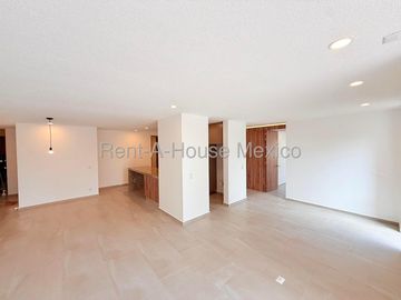 Departamento en Renta en Jurica | Planta Baja | Jardín Privado de 154 m² | 3 Recámaras / DG