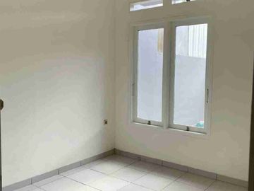 Rumah Minimalis Rapih di Bumi Padjajaran Poris Tangerang