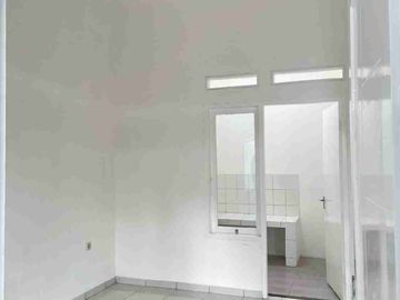 Rumah Minimalis Rapih di Bumi Padjajaran Poris Tangerang