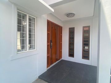 House and Lot for Sale in BF homes Paranaque Modern Corner-MD