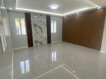 House and Lot for Sale in BF homes Paranaque Modern Corner-MD