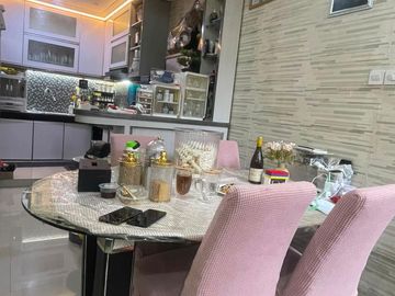 Dijual Cepat Rumah 2,5 lantai di Golden Palm Residence dekat Citra Garden City Cengkareng Jakarta Barat