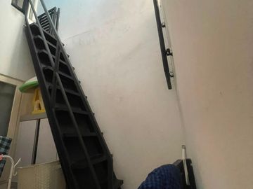 Dijual Cepat Rumah 2,5 lantai di Golden Palm Residence dekat Citra Garden City Cengkareng Jakarta Barat
