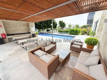 Townhouse en Venta en Santa Fe Juriquilla | 2 Recámaras | Terraza | Alberca Climatizada / DG