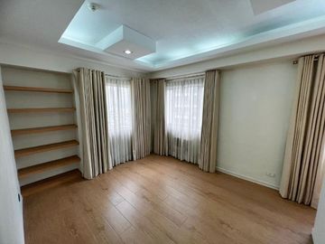 One Orchard Road For Sale Renovated Condo with parking Eastwood Quezon City