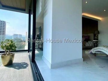 Departamento en Venta de Tres Recámaras, Balcón y Amenidades en Raíces, Lomas Country, Interlomas, Huixquilucan #26-1948