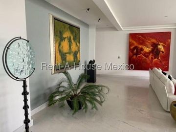 Departamento en Venta de Tres Recámaras, Balcón y Amenidades en Raíces, Lomas Country, Interlomas, Huixquilucan #26-1948