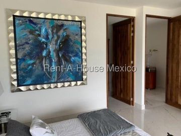 Departamento en Venta de Tres Recámaras, Balcón y Amenidades en Raíces, Lomas Country, Interlomas, Huixquilucan #26-1948
