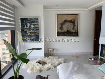 Departamento en Venta de Tres Recámaras, Balcón y Amenidades en Raíces, Lomas Country, Interlomas, Huixquilucan #26-1948