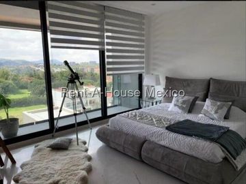 Departamento en Venta de Tres Recámaras, Balcón y Amenidades en Raíces, Lomas Country, Interlomas, Huixquilucan #26-1948