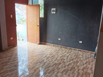 Se Vende Casa en San Martin de Porres 4 pisos