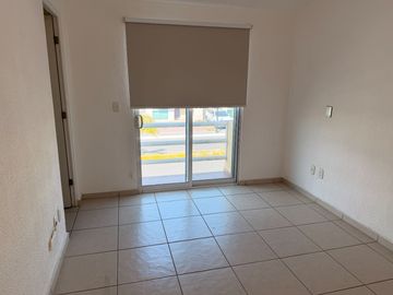 Casa en Renta en Hacienda La Gloria | Cerca de la UAQ y Centro | Alberca