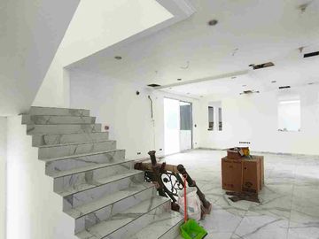 DIJUAL RUMAH MEWAH BRAND NEW / FINISHING DI GOLD COAST, Pantai Indah Kapuk (PIK)