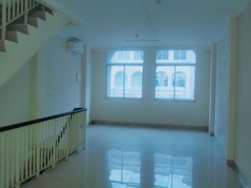 di Sewakan 1 unit Ruko di Ruko RSA Grand Galaxy City