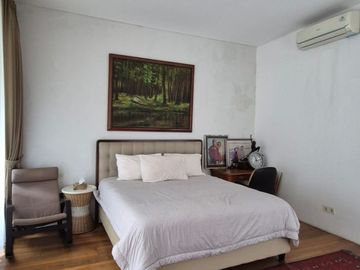 Dijual Rumah Elite modern Hadap Selatan di Kawasan Kemang Jaksel Hadap FR-18907