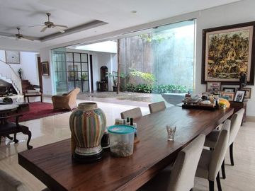 Dijual Rumah Elite modern Hadap Selatan di Kawasan Kemang Jaksel Hadap FR-18907
