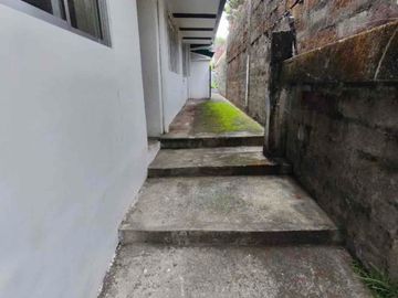 4 Bedrooms Bungalow house for Rent in West Fairview Quezon City