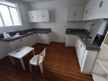 4 Bedrooms Bungalow house for Rent in West Fairview Quezon City