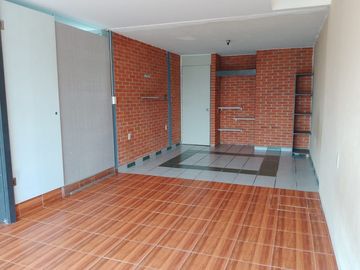 Casa de recuperación bancaria a la venta en León, Guanajuato.