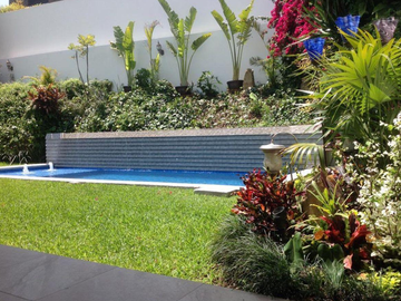 CASA EN SAN PEDRO GARCIA EN MONTERREY MUY AMPLIA, ACABADOS DE LUJO, CUENTA CON TODOS LOS SERVICIOS Y AMENIDADES.