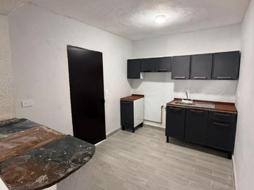 CASA EN SAN PEDRO GARCIA EN MONTERREY MUY AMPLIA, ACABADOS DE LUJO, CUENTA CON TODOS LOS SERVICIOS Y AMENIDADES.
