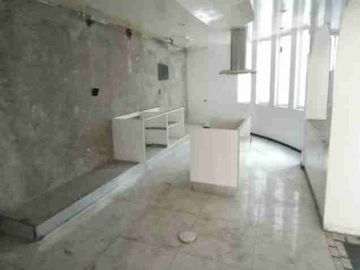 SE VENDE EXCELENTE CASA DE 4 HABITACIONES Y MAS DE 500 METROS CUADRADOS EN MONTERREY NUEVO LEÓN