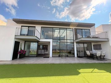 VENTA CASA EN LA LOMA CLUB DE GOLF