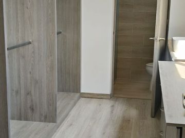 DEPARTAMENTO EN VENTA SANTA CRUZ DE LOS ANGELES CERCA DE LAS ANIMAS Y EL TRIANGULO 4DV F227