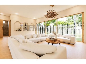 Premium Freehold 4BR Pool Villa in Peaceful Taling Ngam, Koh Samui