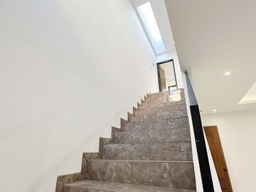 New, Smart Home, Tenggilis Mejoyo