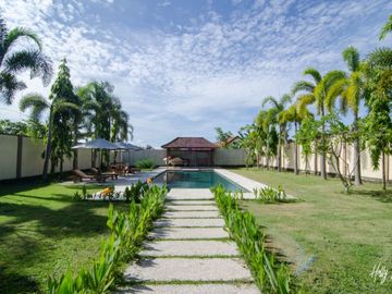 Dijual Private Villa di Montong