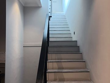 DIJUAL RUMAH MEWAH PIK 1 BGM CLUSTER AKASIA LANTAI FULL FURNISH SIAP HUNI NEGO SAMPAI DEAL