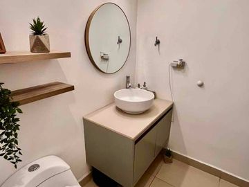 MODERNA CASA EN VENTA AL NORTE EN ALTARIA