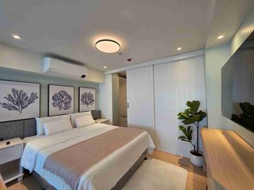 1 bedroom condo at Mandani Bay loft type Tower 2 near parkmall,cdu Mandaue and hospitals