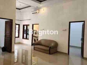 DIJUAL RUMAH SANGAT STRATEGIS DI SEWON BANTUL
JL KARANGNONGKO, PANGGUNGHARJO, SEWON, BANTUL
