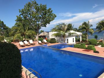 OCEANFRONT RESORT FOR SALE IN SIQUIJOR SIQ00212