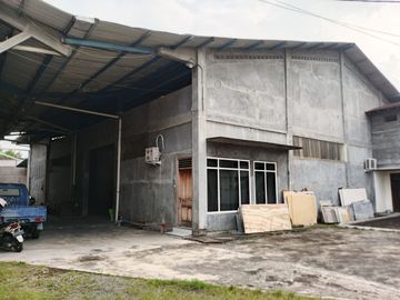 Dijual Gudang 3 in 1 di Jl. Gotong Royong Surakarta Jawa Tengah