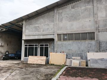 Dijual Gudang 3 in 1 di Jl. Gotong Royong Surakarta Jawa Tengah