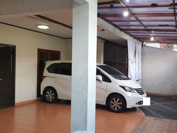 Ss.2750 - Murah !! DIjual Rumah Siap Huni Luas 251 mtr Full Furnish di Jl. Tebet Timur