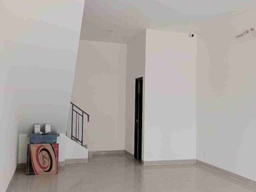 DISEWA RUKO BARU MURAH SORRENTO GRANDE EAST GADING SERPONG