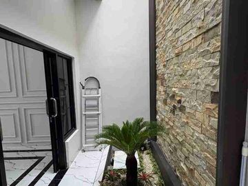 JUAL RUMAH MEWAH & NYAMAN SIAP HUNI CIPAYUNG DEPOK