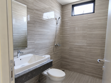Rumah Hoek 2,5lt 12x14 168m 4KT Cluster Matana Asya JGC Jakarta Garden City